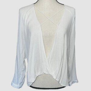 Silence + Noise White Wrap Blouse Womens M V-Neckline Long Sleeve Textured Rayon